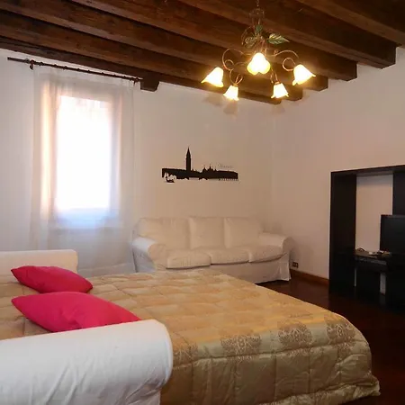 Speon Canal Views Wifi Veneza